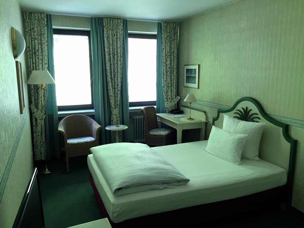 Moselromantik Hotel Weissmuehle Кохем Экстерьер фото
